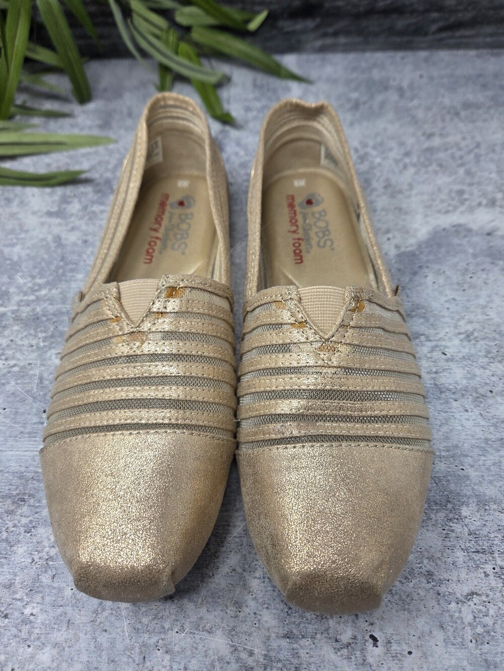 Bobs Skechers Champagne Mesh Slip-on Shoes Sneakers Size 9